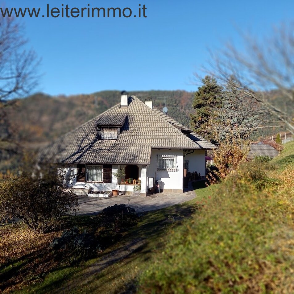Wunderschön gelegene Mehrfamilienvilla am RITTEN Wunderschön gelegene Mehrfamilienvilla am RITTEN